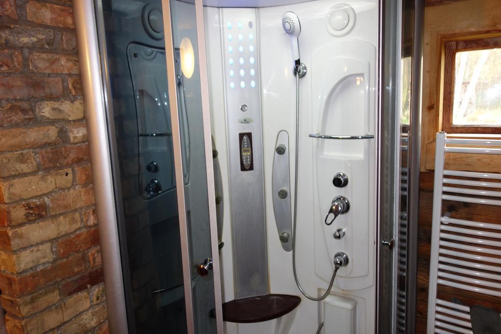 Sveciu Namelis Hotel Šiauliai Eksteriør billede